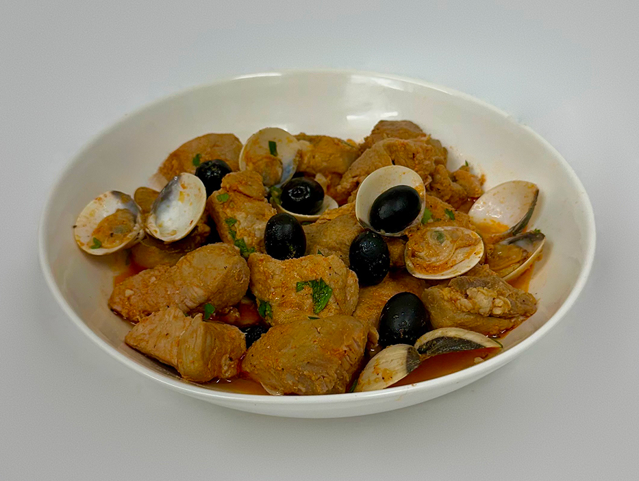 Carne de porco Alentejana ‘Pork and Clams’